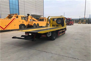 大冶非事故拖车