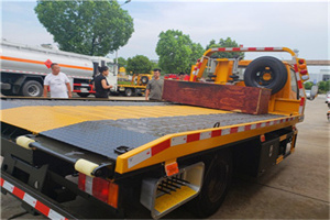 大冶附近拖车电话号码服务